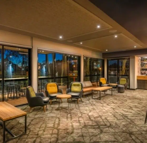 Lower Plenty Hotel